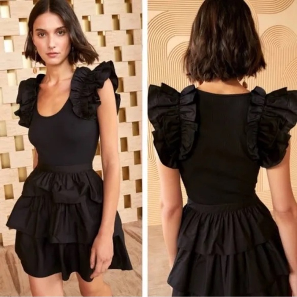 Ulla Johnson Black Ruffle Trim T shirt; size 4